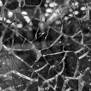 spiritual meaning of broken glass